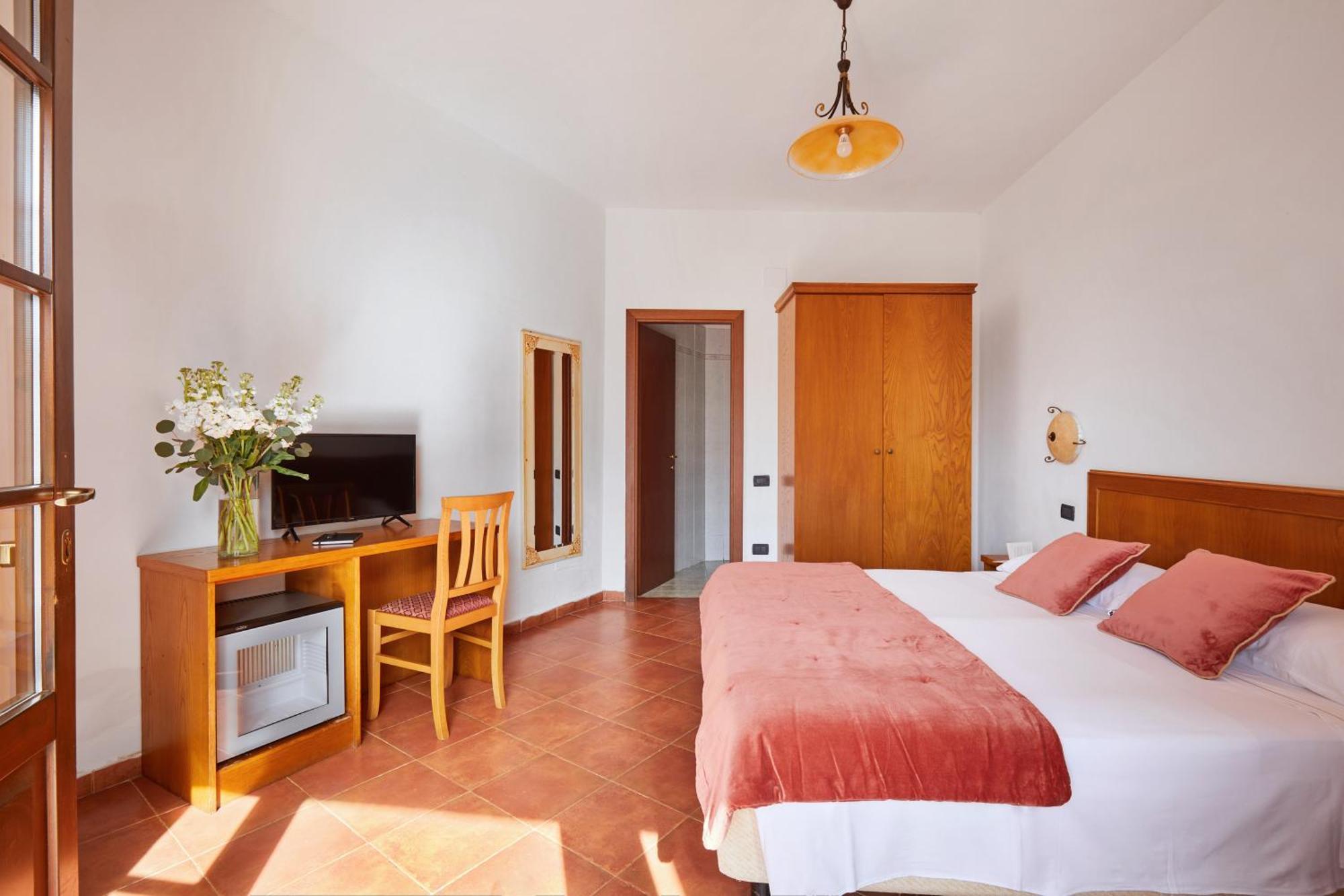 Hotel Fattoria Belvedere 4*
