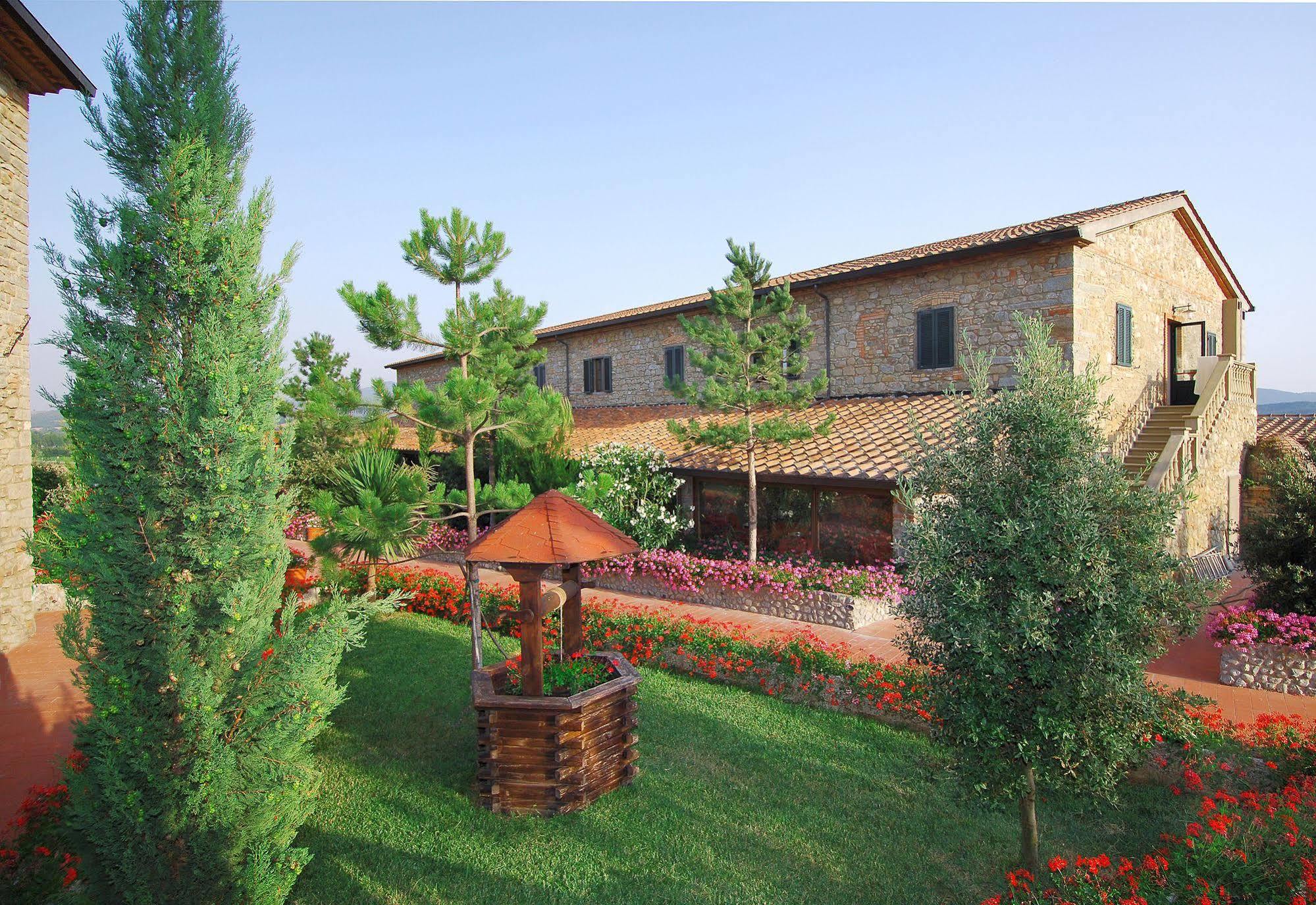 Fattoria Belvedere Hotel 4*